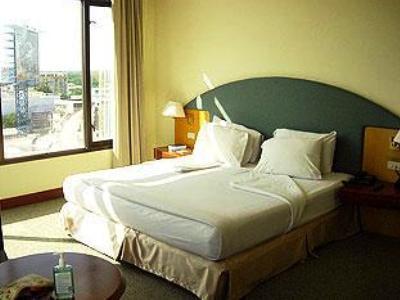 Rachaphruk Grand Hotel Накхонратчасима Экстерьер фото